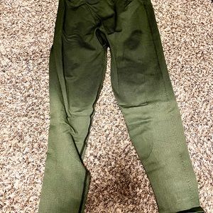 PINK brand yoga pant, never worn!